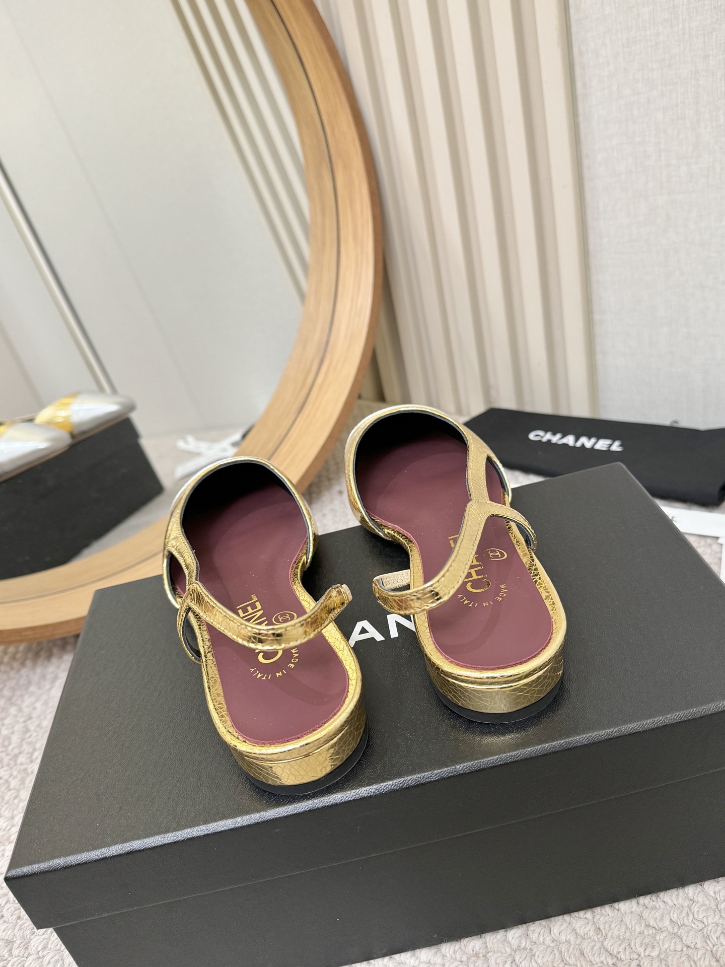 Women's high heels